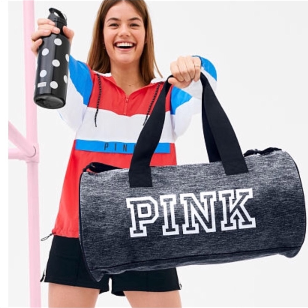 Vs pink duffle bag and water bottle - Picture 2 of 4
